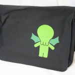 0077_01_cthulhumessengerbag