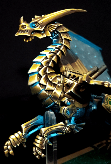 Light Side Close-Up – A detailed look at the golden brilliance that earned this piece a Silver award at ReaperCon 2024.