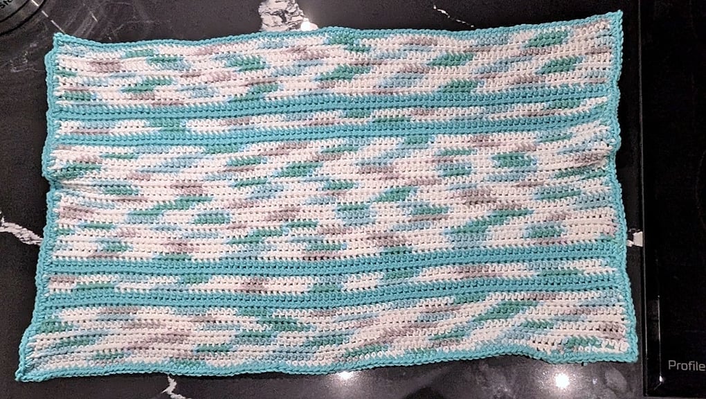 Omega Tea Towel

Made using a combination solid and ombre cotton yarns, featuring stripes usually seen on waffle cloth tea towels.